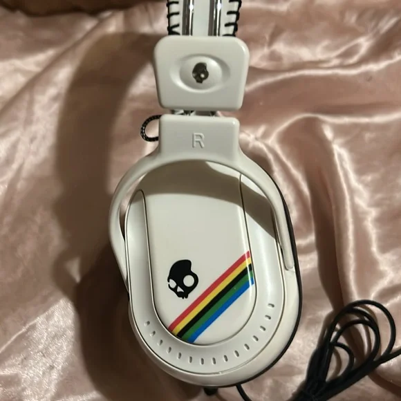 Skullcandy Agent Over-Ear Headphones (Like New) - Picture 5 of 11